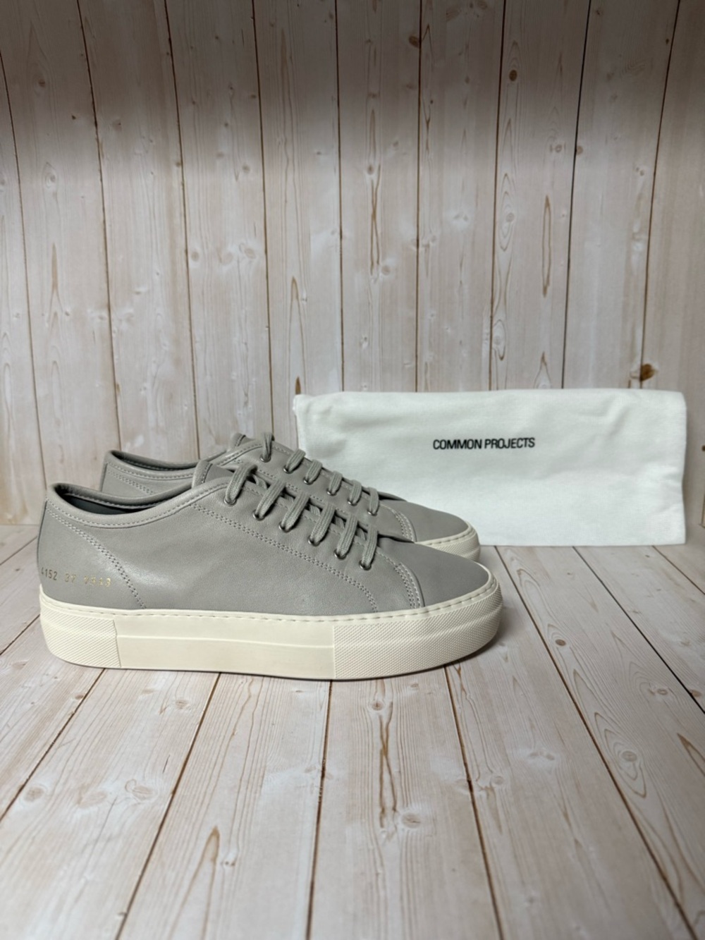 Common Projects Tournament Low Top Leather Sneaker Grey Sz 37 / 7